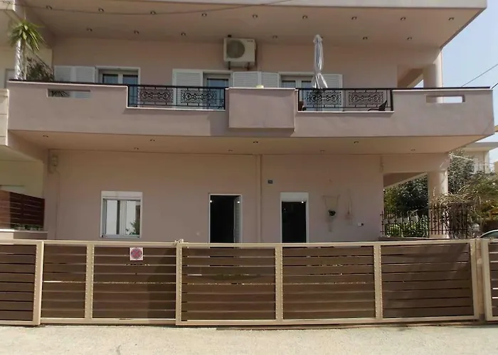 Cosy Flat With Private Garden